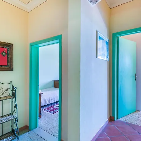 Locazione Turistica L'uccelliera - Smn132 Apartment